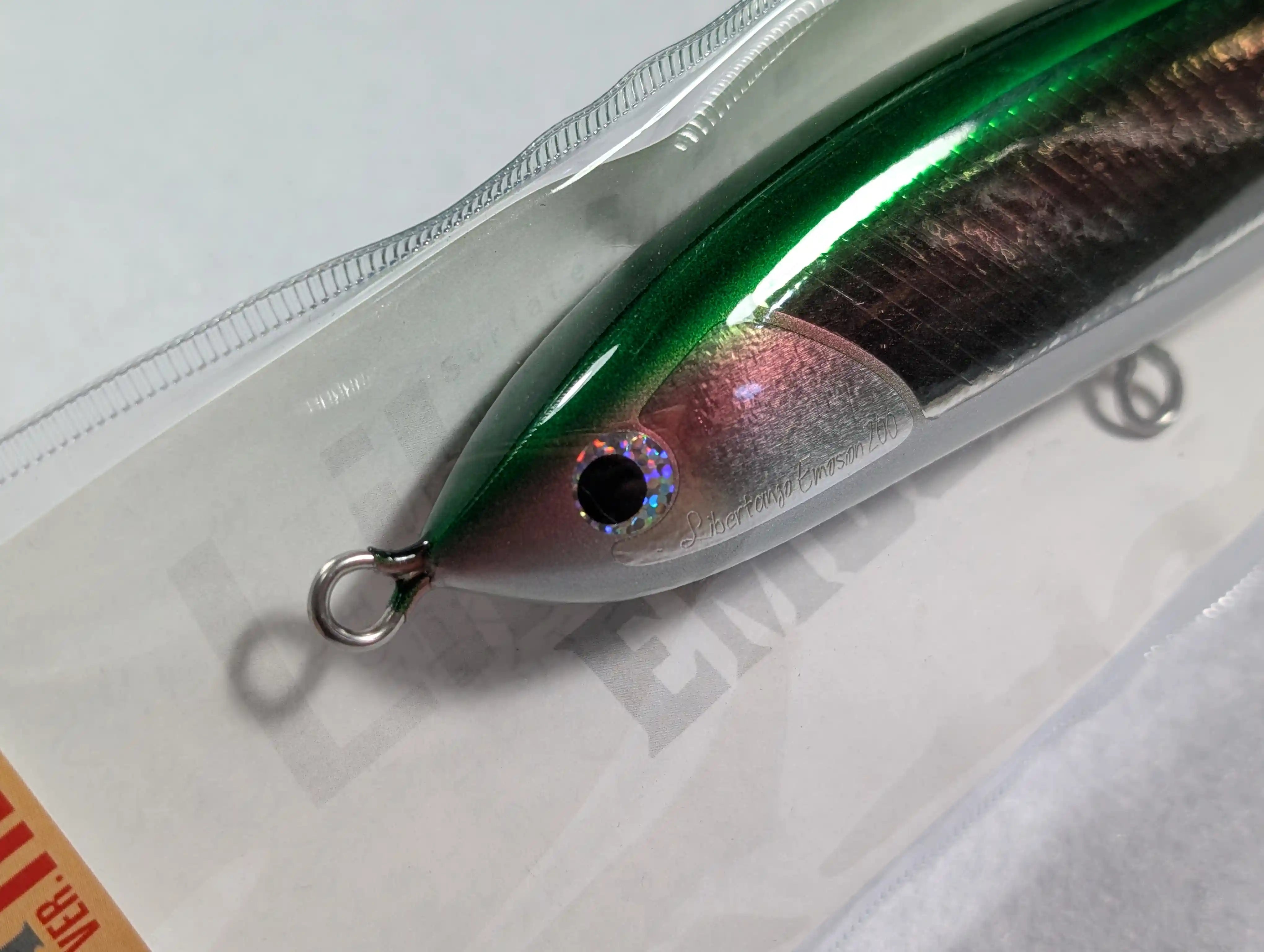Fish Trippers Village Liber Tango Emocion 200 Ver HD Topwater Stickbait Green Back Orange Line
