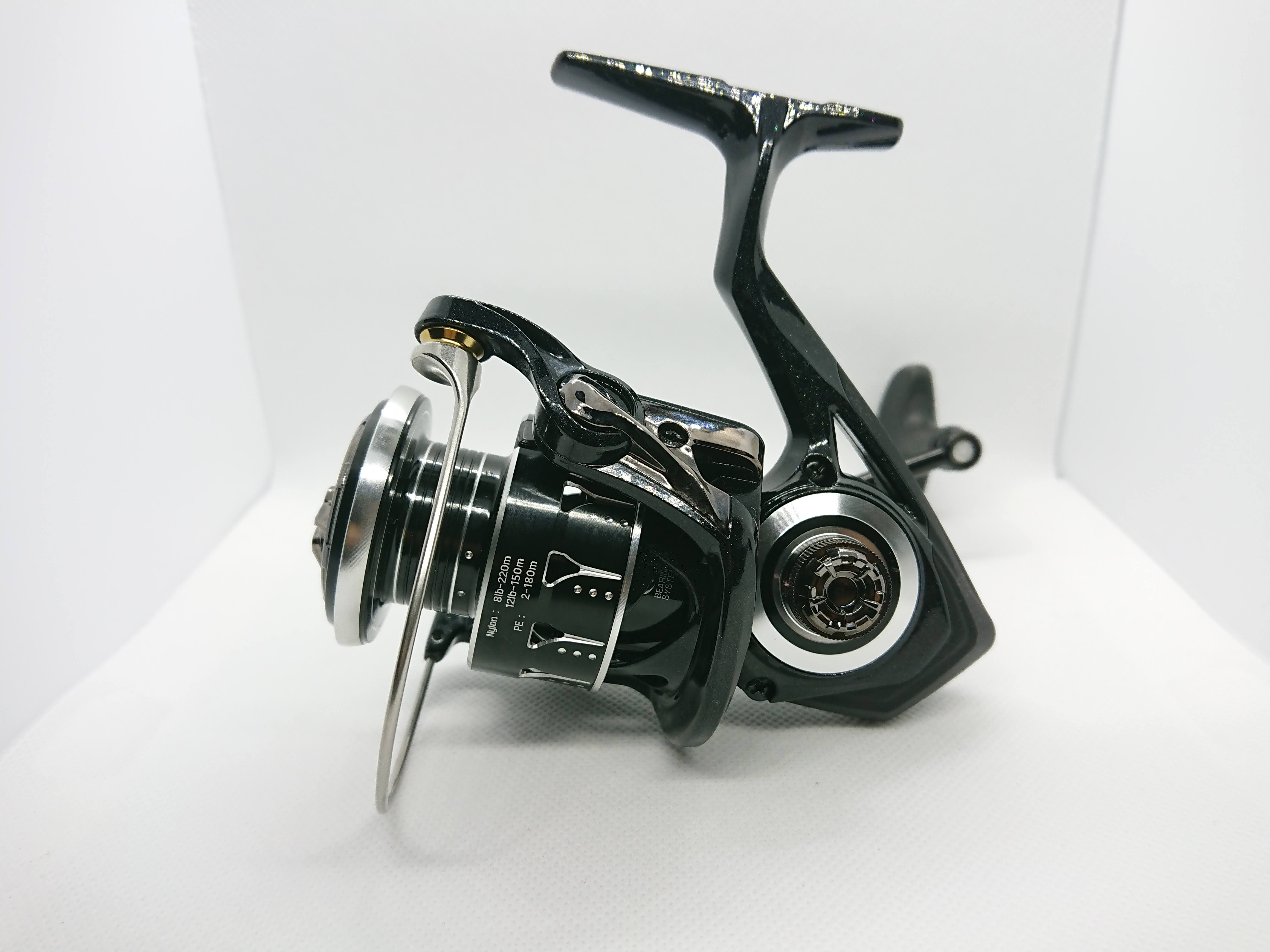 Tailwalk Speaky 2500HGX with Spare Spool