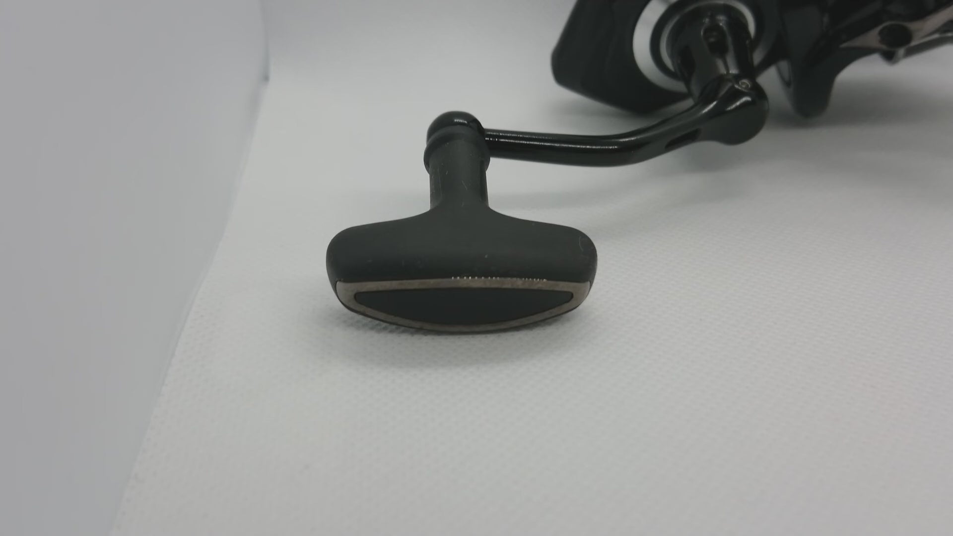 Tailwalk Speaky 2500HGX with Spare Spool